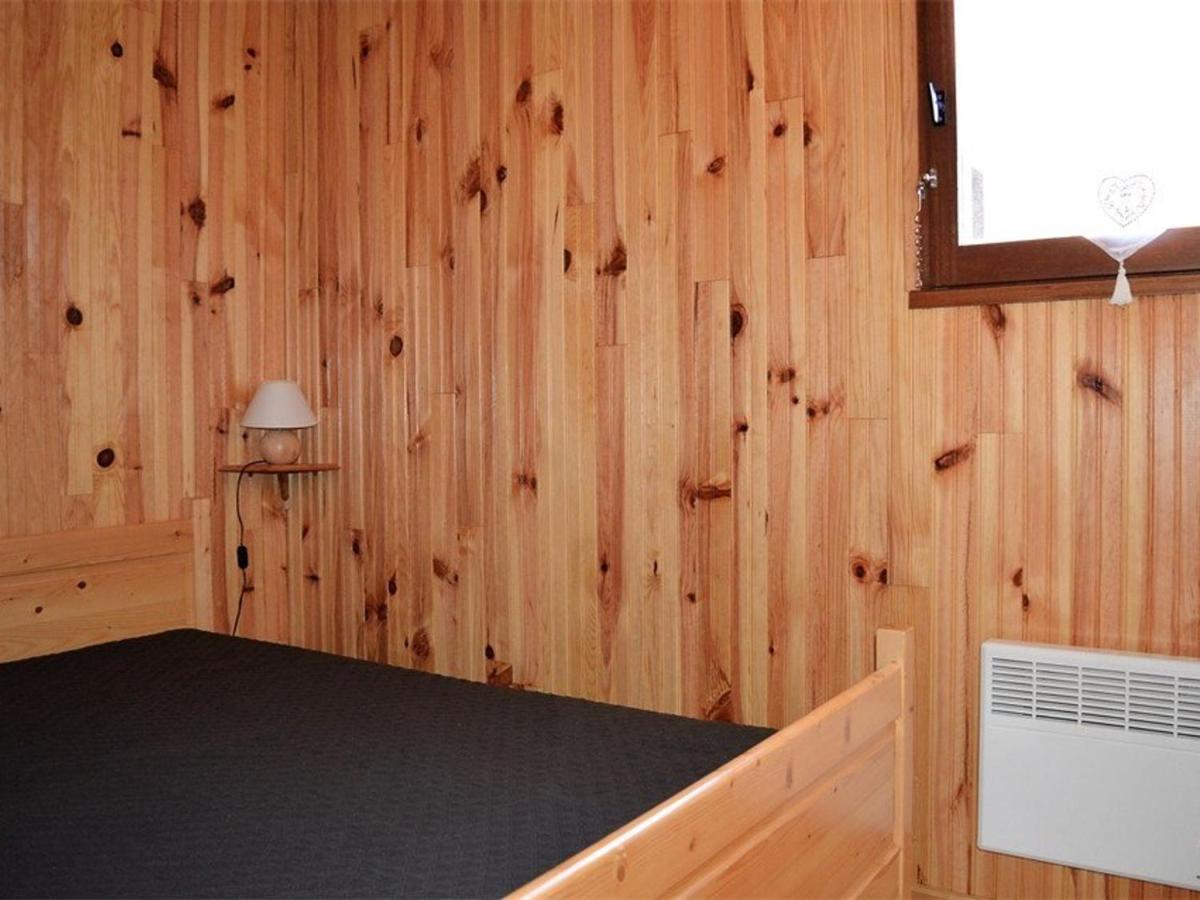 Bas De Chalet Cosy Avec Balcon Et 1 Chambre - Fr-1-593-26 莱桑格勒 外观 照片